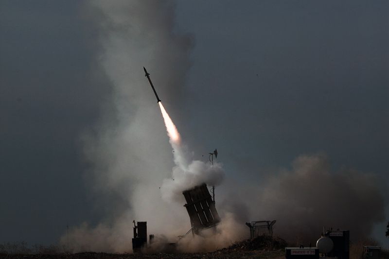 סוללת הגנה אווירית של כיפת ברזל