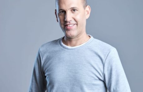 איש החינוך גילי כץ מגבעת שמואל נבחר ל”מצטיין משרד החינוך לשנת תשפ”ה”
