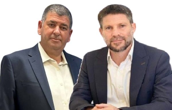 סמוטריץ תקף את ברודני על ההתמהמהות בבחירת רב ראשי ציוני לגבעת שמואל – ראש העיר “העביר נושא” ותקף את ממשלת הימין