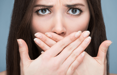 ריח רע מהפה – מה גורם לו ואיך מטפלים?