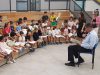 ראש העיר ברודני בשעת סיפור מרגשת לתלמידי כיתות א’ בעיר, מתוך הספר “אחי מיוחד”, העוסק בעולמם של האחים והאחיות של ילדים עם צרכים מיוחדים