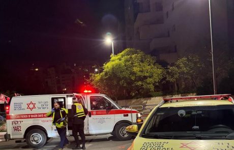 רוכב דו-גלגלי נפצע קשה בתאונה ברחוב יוני נתניהו